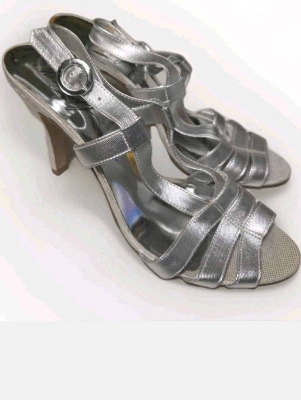🌸Strappy Silver Heels Metallic Buckle Worn Once Very Comfortable